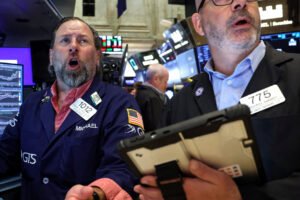Oil Prices Ease as Iran and Israel Halt Strikes