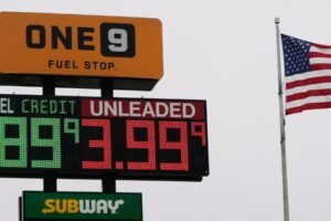 Oil Prices Tumble After Trump Announces Deal With Iran