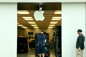Apple Just Closed Its First Unionized U.S. Store