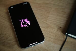 Uniswap, Spark aim to build stablecoin FX market as banks, fintechs enter the industry