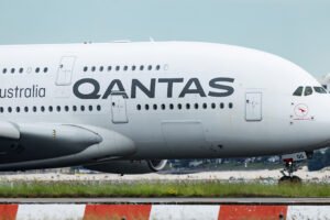 Qantas to launch world’s longest nonstop commercial flight between Sydney and London