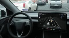 Tesla crash that killed a woman under US federal investigation