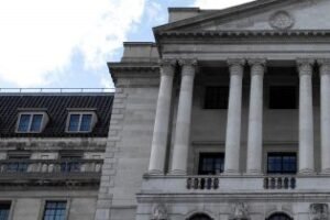 Banks borrow £123B in Bank of England short-term repo operation, smashing previous records