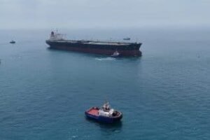 Iran slashes crude prices for China as shipments surge after peace deal