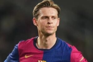 Frenkie de Jong starts for Netherlands in World Cup opener against Japan
