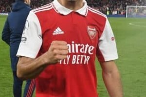 Gabriel Martinelli considers leaving Arsenal amid transfer speculation