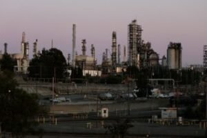 Iran and US sign memorandum of understanding on ceasefire terms, oil markets react