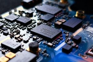 $35B AI Infrastructure Platform Plan Affirms Broadcom Inc. (AVGO) As a Promising Growth Stock to Buy