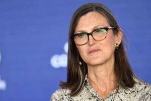 Cathie Wood sells $16.2 million of tumbling megacap stock