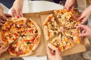 34-year-old pizza company files for bankruptcy