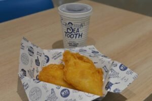 After closing 1,000 restaurants, seafood chain sees clear sailing