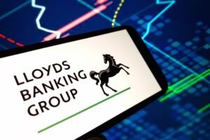 Lloyds to hire around 300 for agentic AI roles