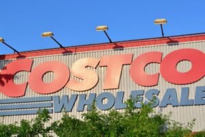 Costco Stock Price Prediction: A Path to $1,000 and Double-Digit Upside