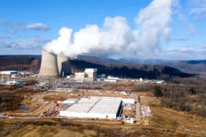 Energy secretary says $17.5B in loans will help ‘unleash the next American nuclear renaissance’ for reactors