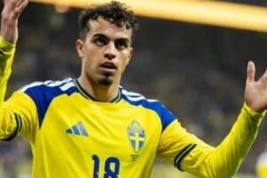 Graham Potter celebrates Yasin Ayari’s first goal for Sweden in World Cup 2026 debut